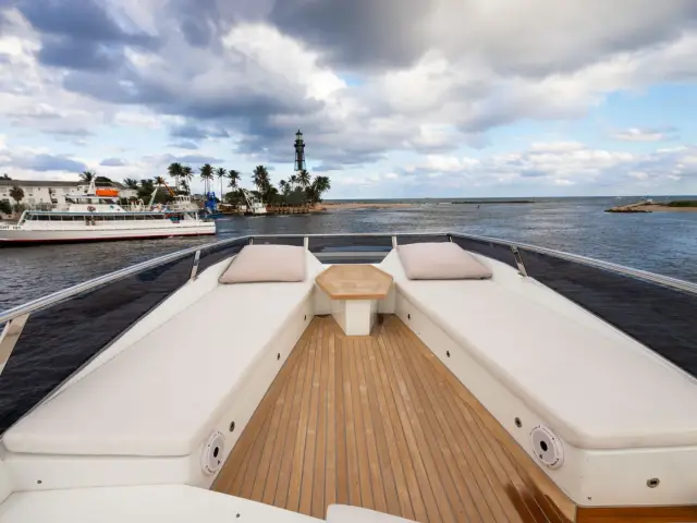 ADONIS | Numarine 80 — 18 / 74