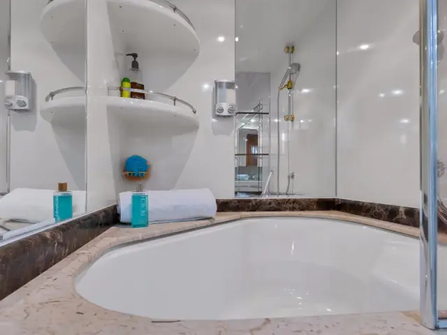 ELIZEE | Azimut 85 — 46 / 88