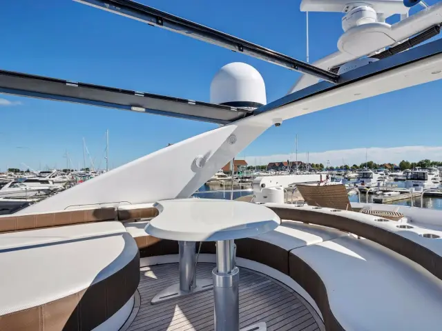 ELIZEE | Azimut 85 — 68 / 88