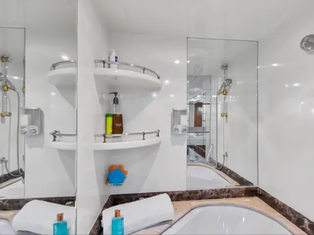 ELIZEE | Azimut 85 — 47 / 88