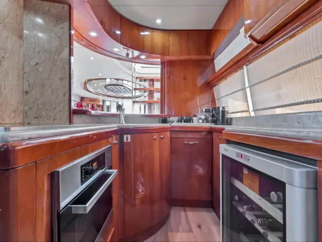 ELIZEE | Azimut 85 — 25 / 88