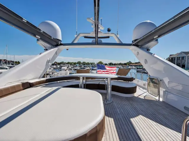 ELIZEE | Azimut 85 — 65 / 88