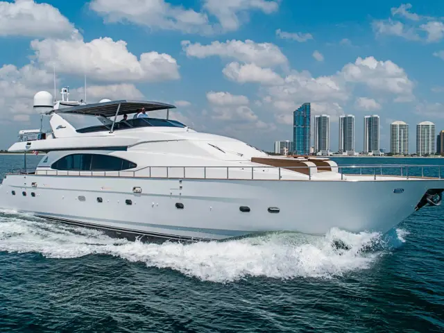 ELIZEE | Azimut 85 — 5 / 88