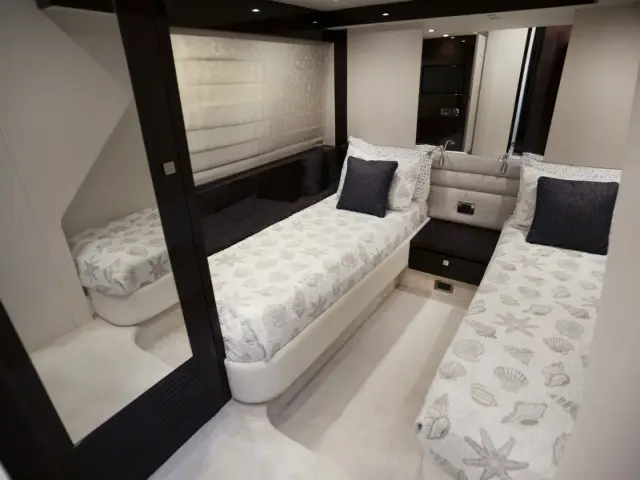 OLEGASEA | Sunseeker Manhattan 66 — 20 / 26