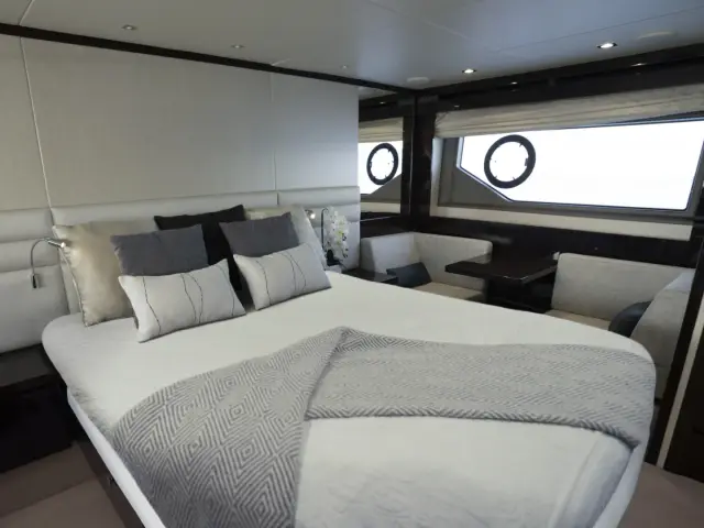 OLEGASEA | Sunseeker Manhattan 66 — 25 / 26