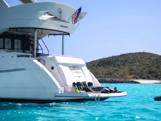 OLEGASEA | Sunseeker Manhattan 66 — 12 / 26