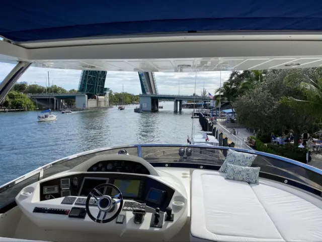 THE CABANA | Sunseeker 86 — 26 / 53
