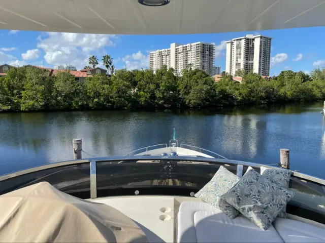THE CABANA | Sunseeker 86 — 27 / 53