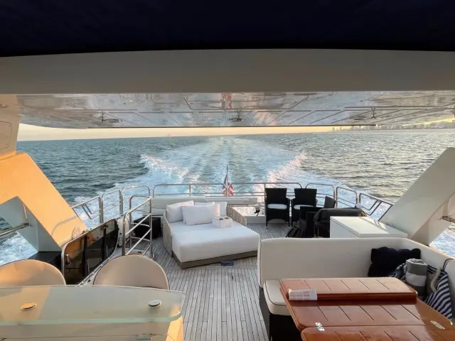 THE CABANA | Sunseeker 86 — 16 / 53