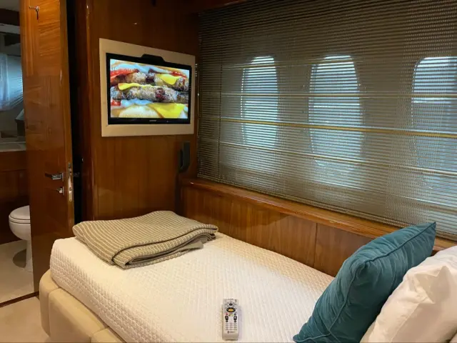 THE CABANA | Sunseeker 86 — 50 / 53