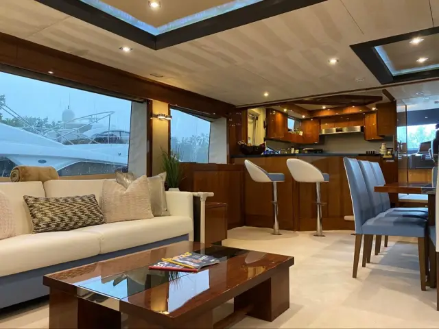 THE CABANA | Sunseeker 86 — 31 / 53