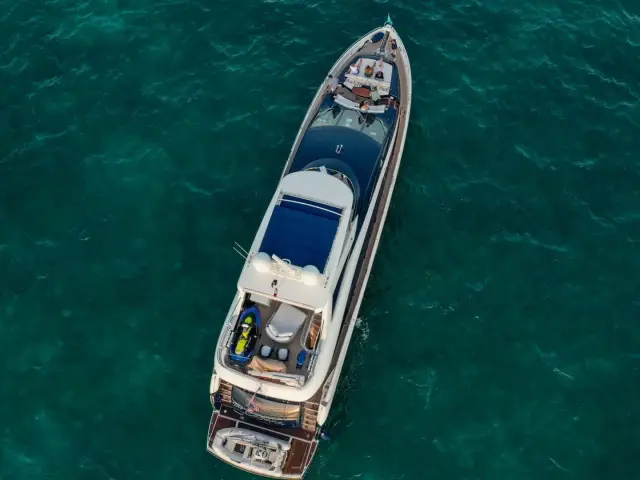 THE CABANA | Sunseeker 86 — 5 / 53