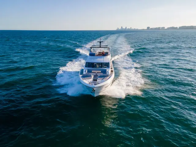 MILAMO | 76 Sunseeker Manhattan — 2 / 42