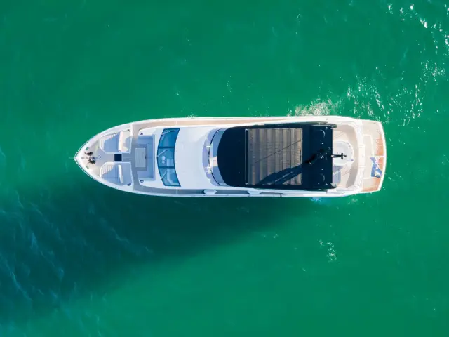 MILAMO | 76 Sunseeker Manhattan — 7 / 42