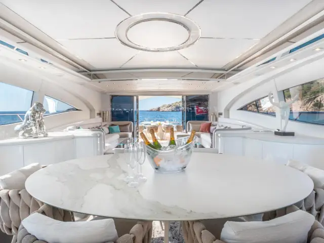 BELISA | Mangusta 108 — 28 / 35