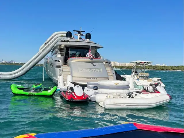 REGAL | Pershing 90 — 29 / 59