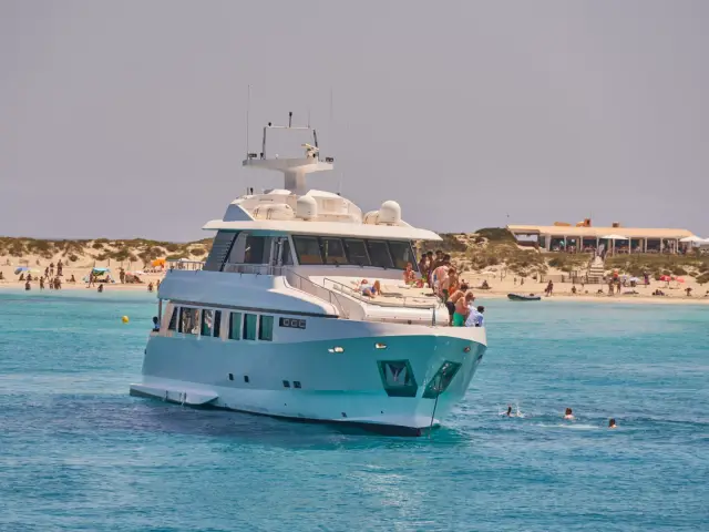 BORAMAR LUXE | Explorer 92  — 6 / 17