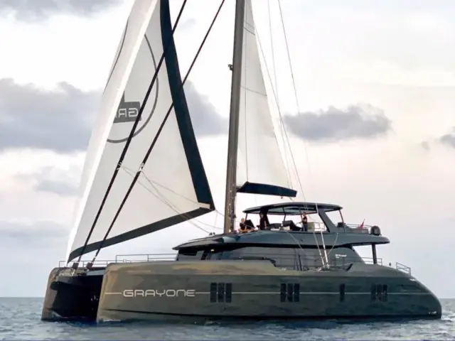 GRAYONE | Sunreef 80  — 1 / 18