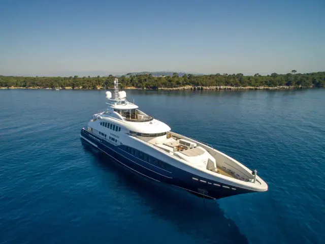 SIROCCO | Heesen 47M — 3 / 35