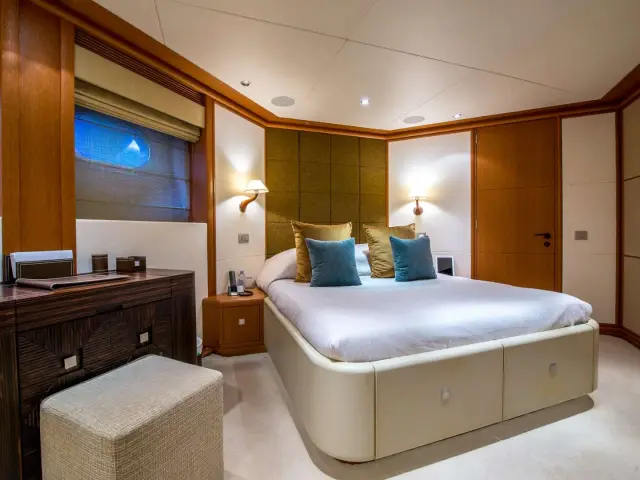 SIROCCO | Heesen 47M — 20 / 35