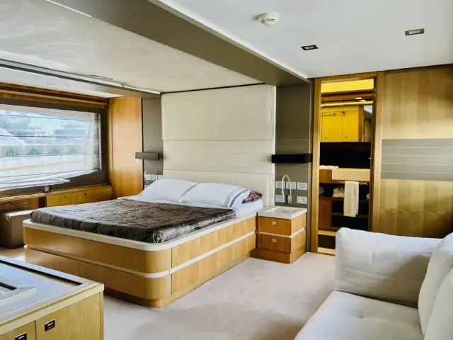NIKO III | Ferretti Custom Line 100 — 47 / 58