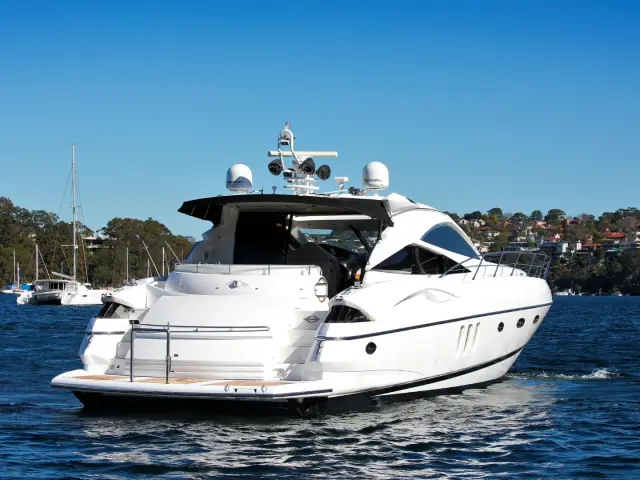 TALAN | Sunseeker Predator 68 — 3 / 17
