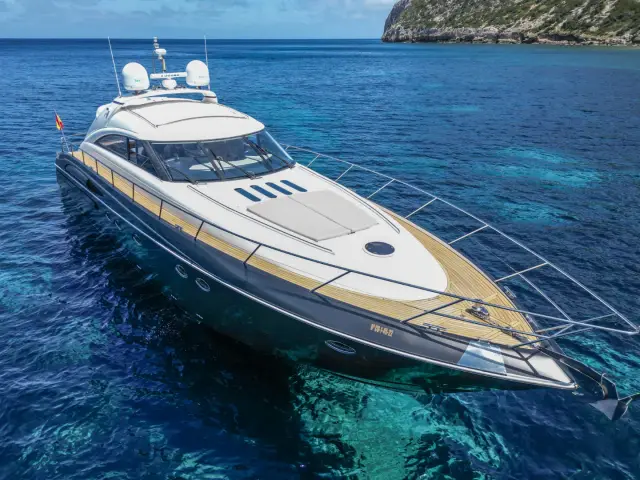 FREEDOM | Princess V65 — 2 / 29