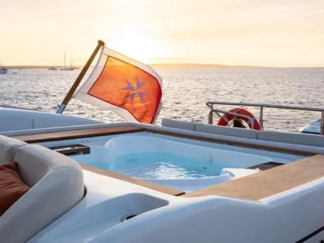NOMAD | Mangusta 108 — 51 / 58