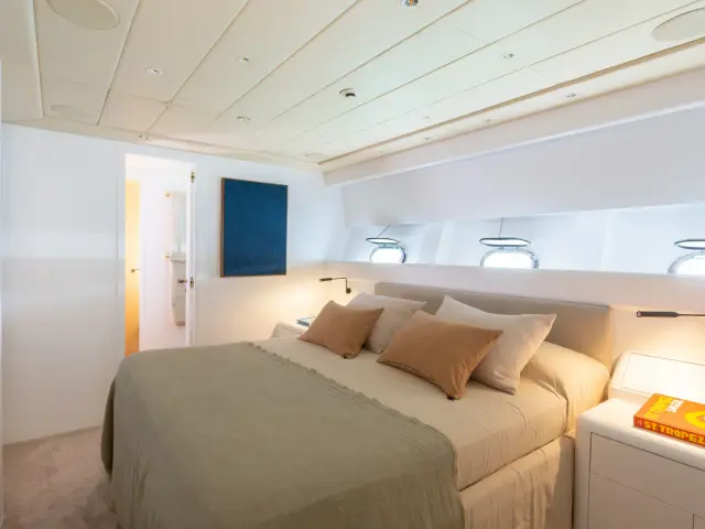 NOMAD | Mangusta 108 — 46 / 58