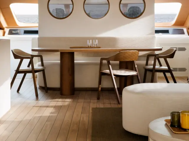 NOMAD | Mangusta 108 — 25 / 58