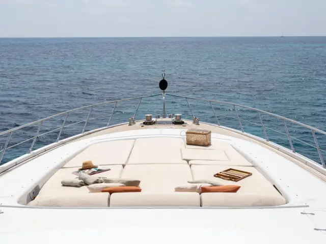 NOMAD | Mangusta 108 — 55 / 58