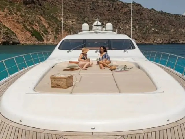 NOMAD | Mangusta 108 — 10 / 58