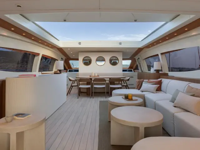 NOMAD | Mangusta 108 — 56 / 58