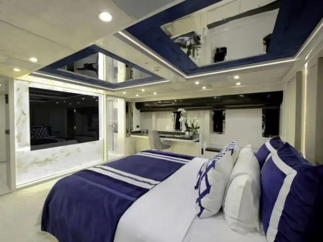 VETRO | Lurssen 164  — 30 / 34