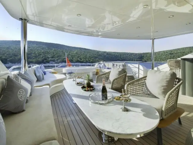 VETRO | Lurssen 164  — 19 / 34
