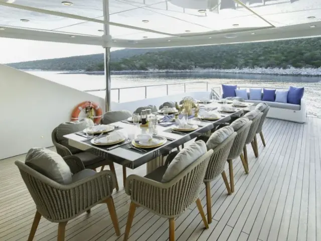 VETRO | Lurssen 164  — 9 / 34