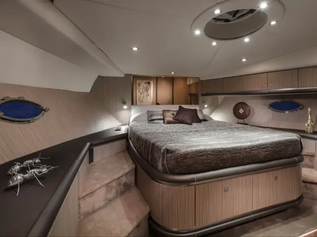 TRANQUILITY III | Sunseeker 68 — 12 / 15
