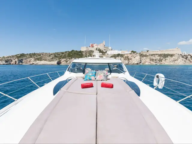 TRANQUILITY III | Sunseeker 68 — 5 / 15