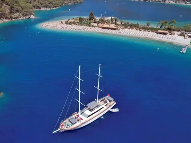 QUEEN OF MAKRI | Ketch Rig  — 43 / 49