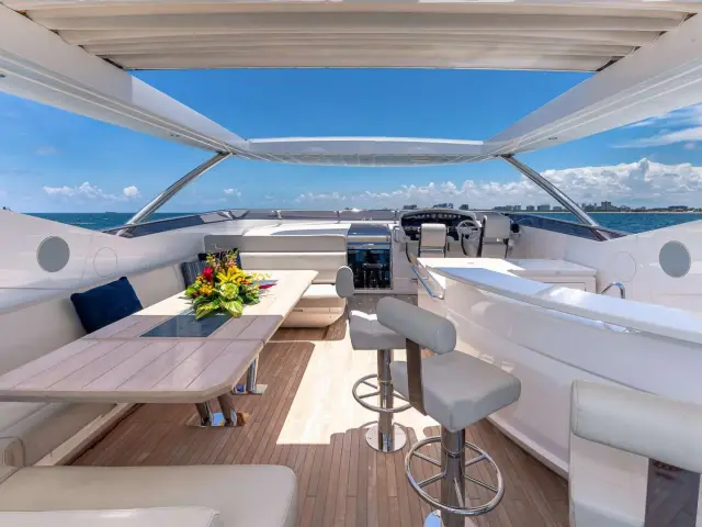 MIRRACLE | Sunseeker 95 — 8 / 19