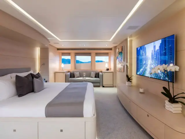 G3 | Heesen 44 Metre — 18 / 19