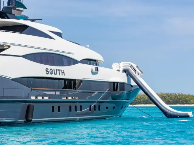 SOUTH | Heesen 180 — 3 / 32