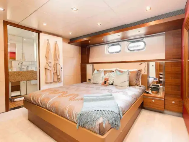 SEA AXIS | Heesen 125 — 25 / 35