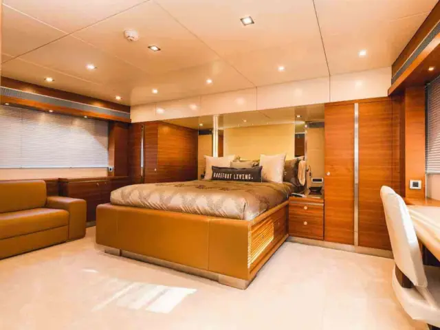 SEA AXIS | Heesen 125 — 28 / 35