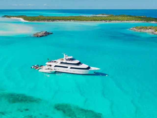 SEA AXIS | Heesen 125 — 4 / 35