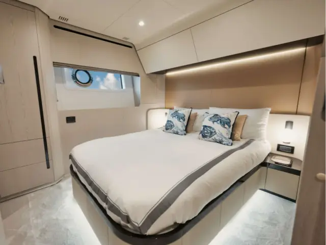 NENA | Azimut 78 — 10 / 16