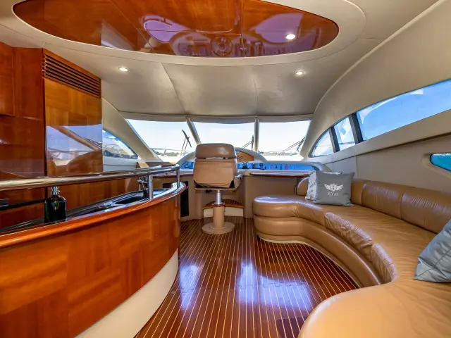 PRICELESS | Azimut 62 — 41 / 60