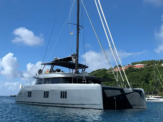 CALMA | Sunreef 60 — 1 / 18