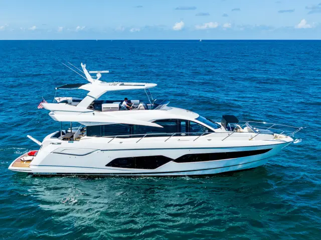 DONE DEAL | Sunseeker Manhattan 68 — 2 / 54