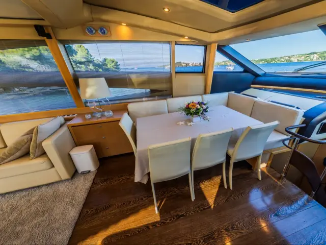 GITANA II | Princess V78  — 21 / 30